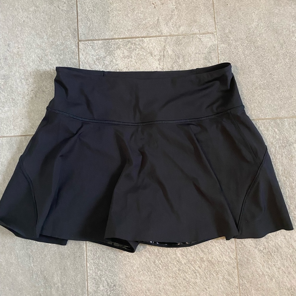 Athleta Ace Skort 13.5 inch Black Medium